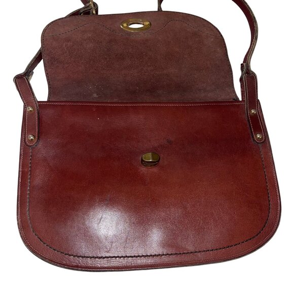Vintage Womens Shoulder Bag Brown Adjustable Strap Turn Lock Closure Leather - Picture 3 of 11